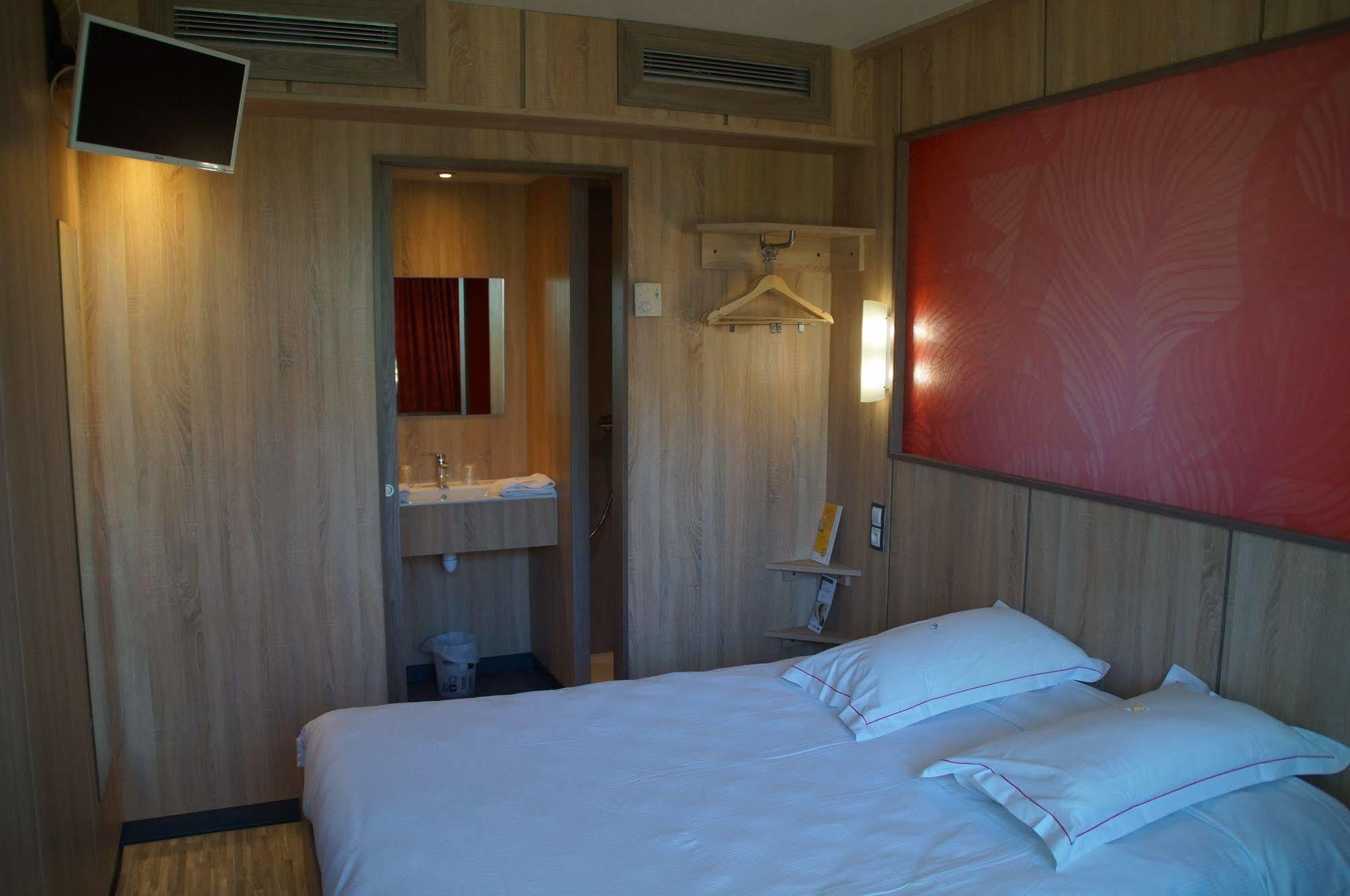 The Originals Access Aeroport, 2* Aurillac