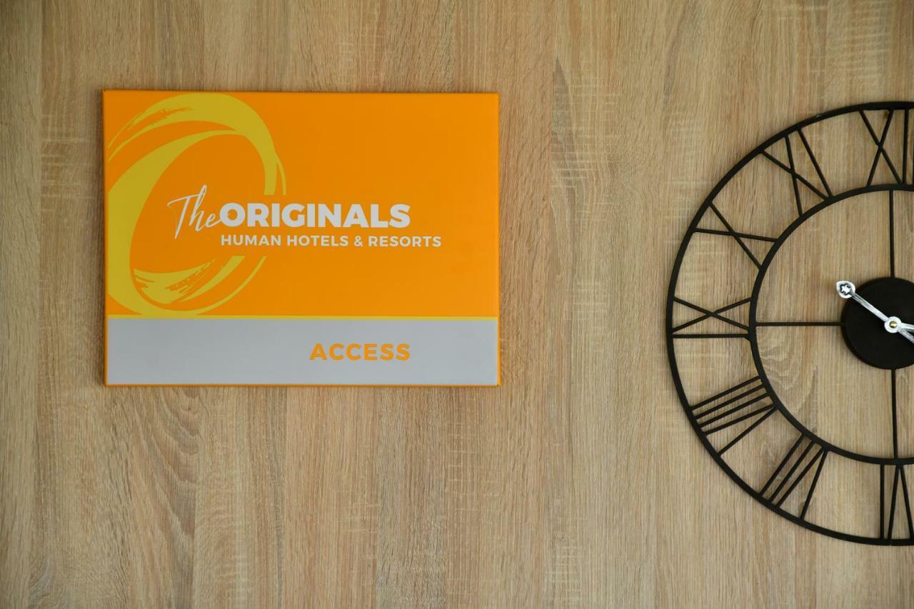 Hotel The Originals Access Aeroport, 2*